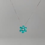 Flower shape lab grown Moissanite pendant necklace 2 Кулон-подвеска в форме цветка из выращенного в лаборатории муассанита.