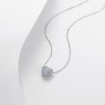 Heart shaped full pave Moissanite pendant necklace 2 قلادة على شكل قلب مرصعة بالكامل بأحجار المويسانايت