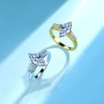 Marquise cut Moissanite three stones engagement ring 3 Anel de noivado com três pedras de moissanita lapidada em marquise
