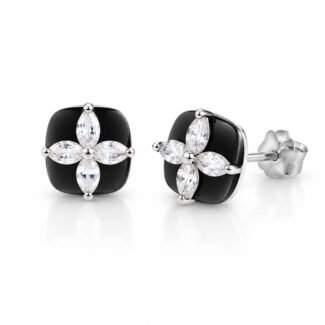Pendientes de moissanita con forma de trébol de cuatro hojas y talla marquesa.