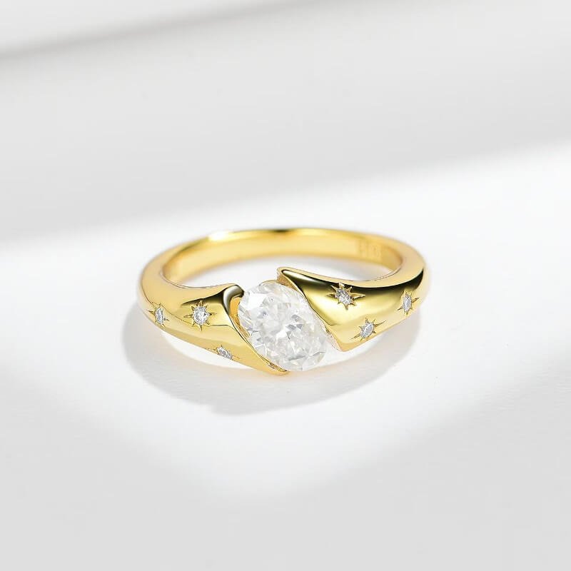 Nhẫn đính hôn Moissanite cắt hình bầu dục Nhẫn đính hôn Moissanite cắt hình bầu dục