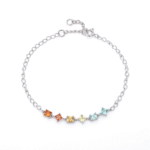 Princess cut six stone lab grown gemstone bracelet 1 Bracciale con sei pietre preziose create in laboratorio, taglio princess.