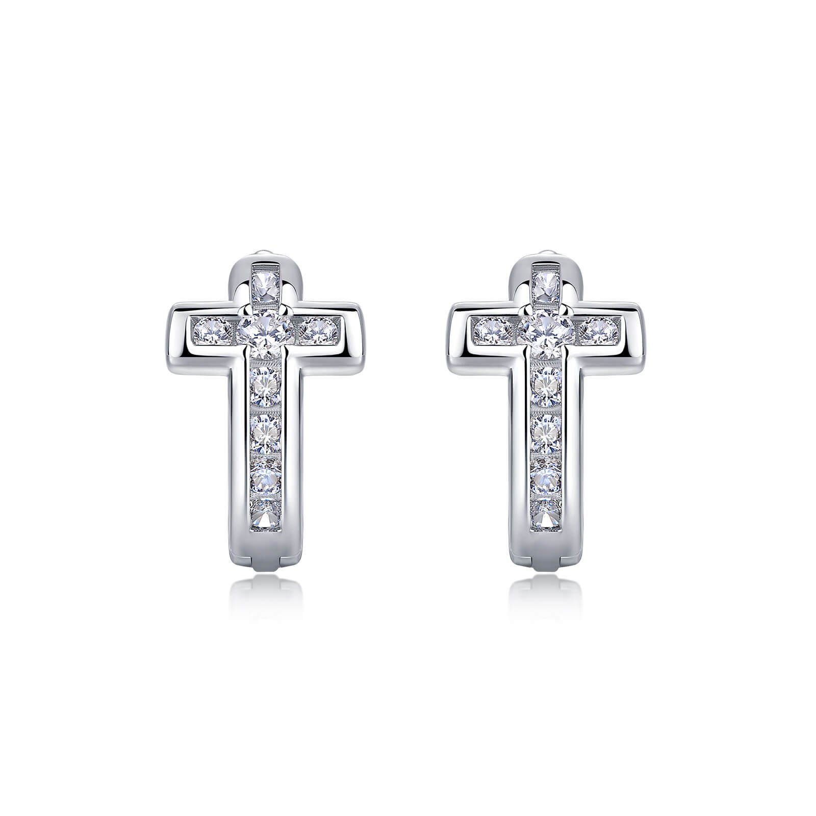 Orecchini a cerchio con croce in moissanite taglio rotondo Orecchini a cerchio con croce in moissanite taglio rotondo