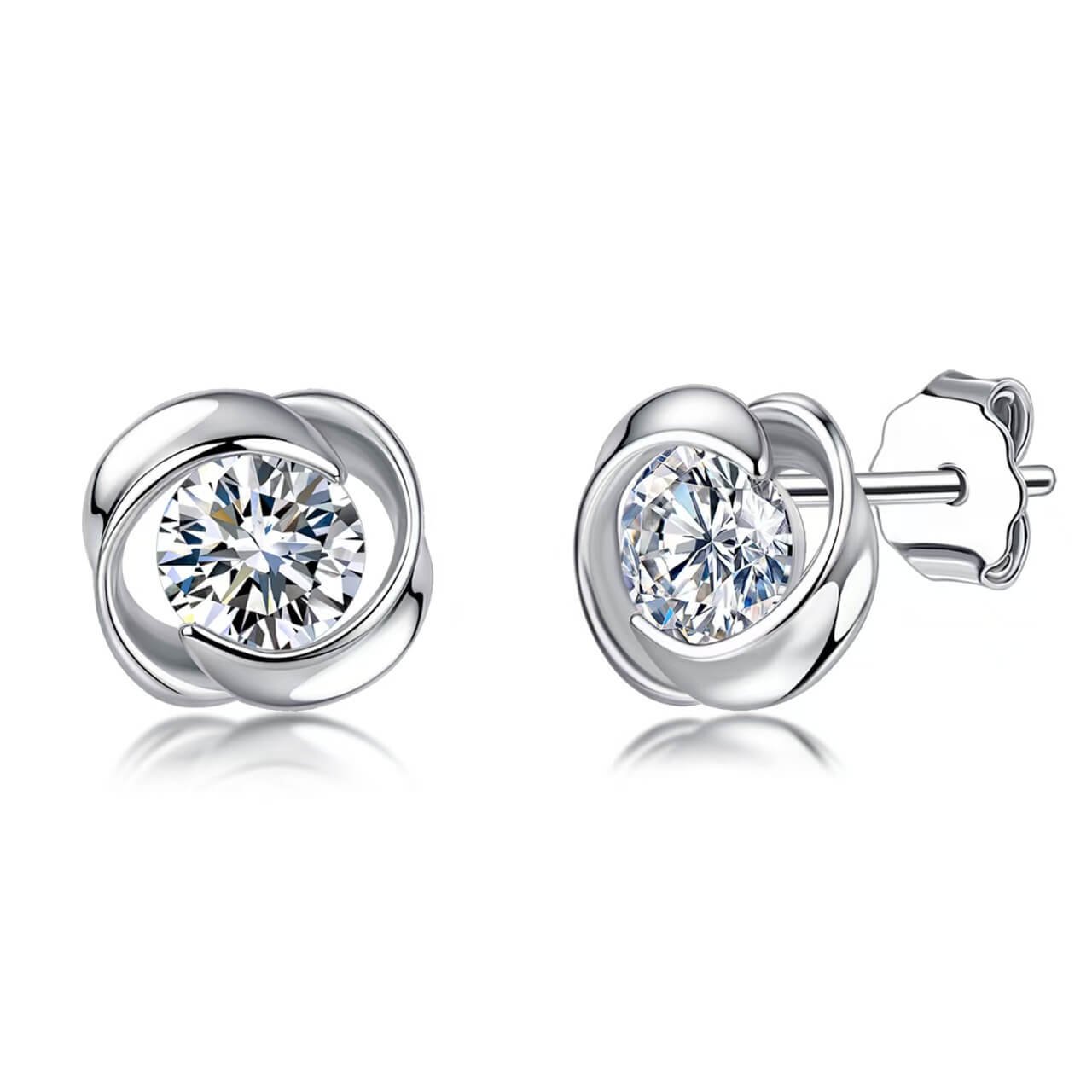Orecchini a lobo con moissanite a spirale taglio rotondo