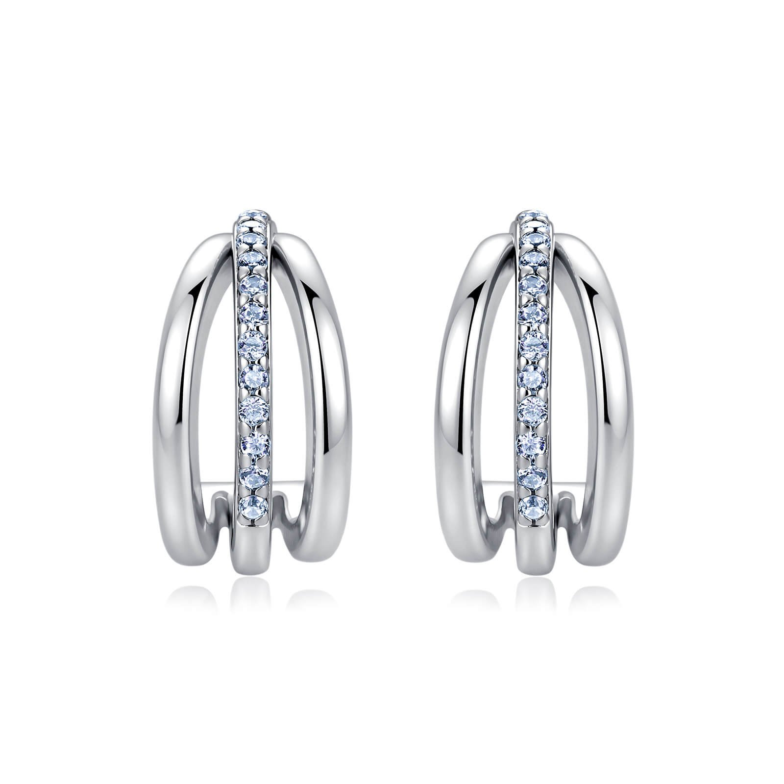 Orecchini a lobo rotondi a doppio cerchio cavo a forma di C con moissanite Orecchini a lobo rotondi a doppio cerchio cavo a forma di C con moissanite