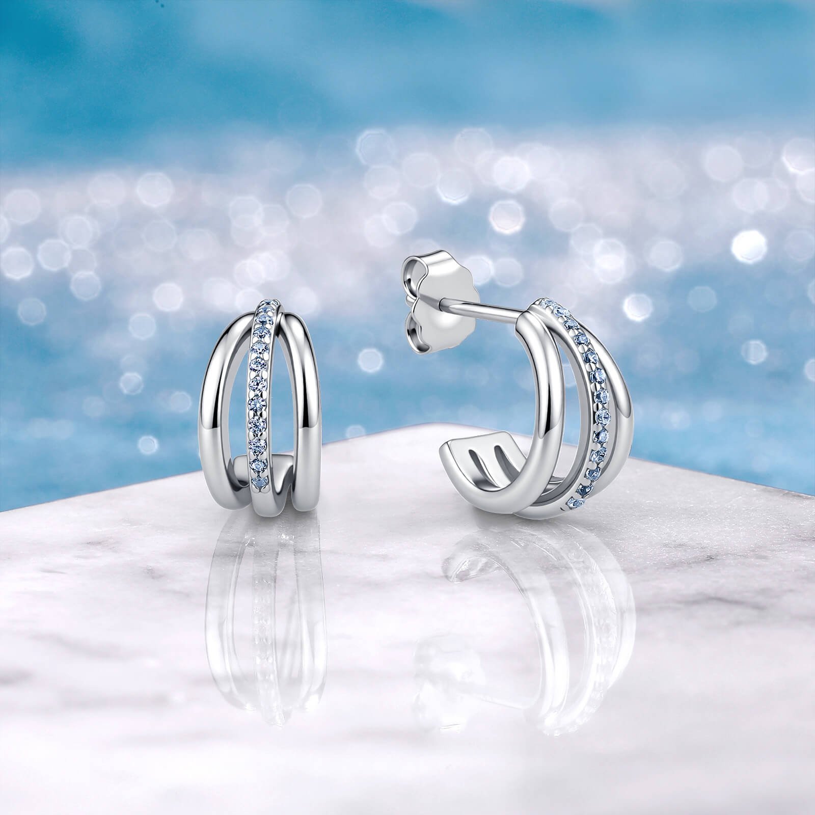 Orecchini a lobo rotondi a doppio cerchio cavo a forma di C con moissanite Orecchini a lobo rotondi a doppio cerchio cavo a forma di C con moissanite