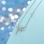 Collana con pendente a fiocco scintillante in moissanite 4 Collana con pendente a fiocco scintillante in moissanite