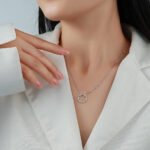 Collana con pendente a forma di ghirlanda in moissanite marquise
