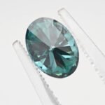 oval cut green Moissanite 04