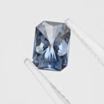 Strahlend geschliffener blauer Moissanit 03