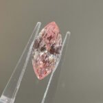 3.01ct marquise cut fancy vivid pink lab grown diamond 1 3,01 ct Marquise-geschliffener, leuchtend pinkfarbener, im Labor gezüchteter Diamant