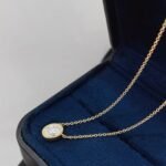 Bezel setting oval cut lab grown diamond necklace 3 Halskette mit oval geschliffenem, im Labor gezüchtetem Diamanten in Lünettenfassung