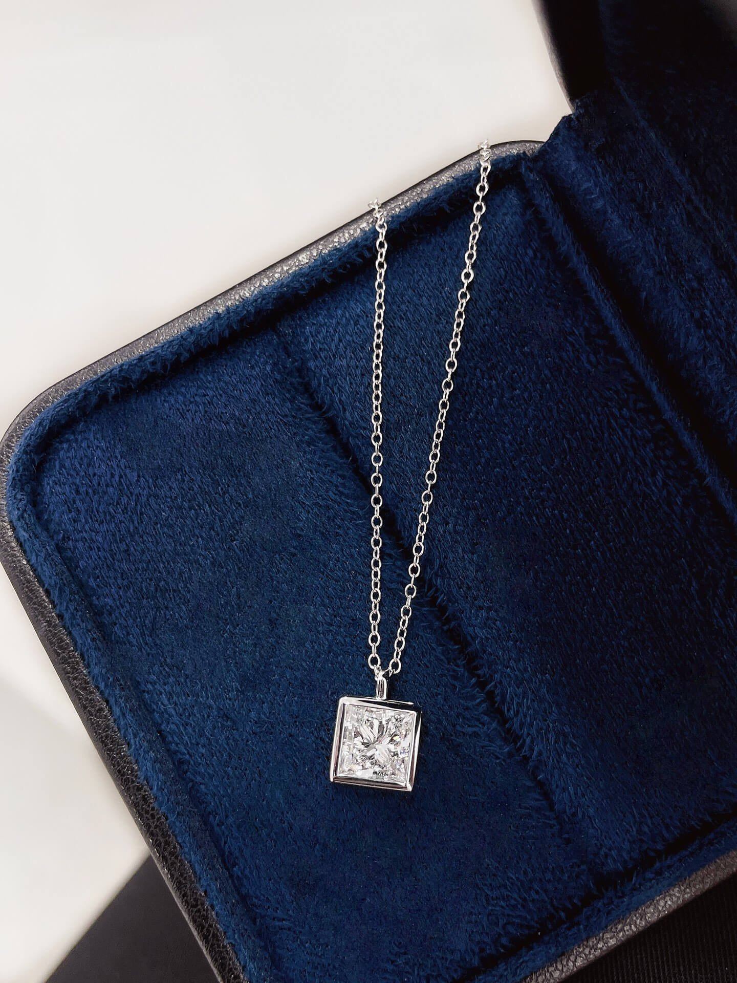 Bezel setting princess cut lab grown diamond pendant necklace
