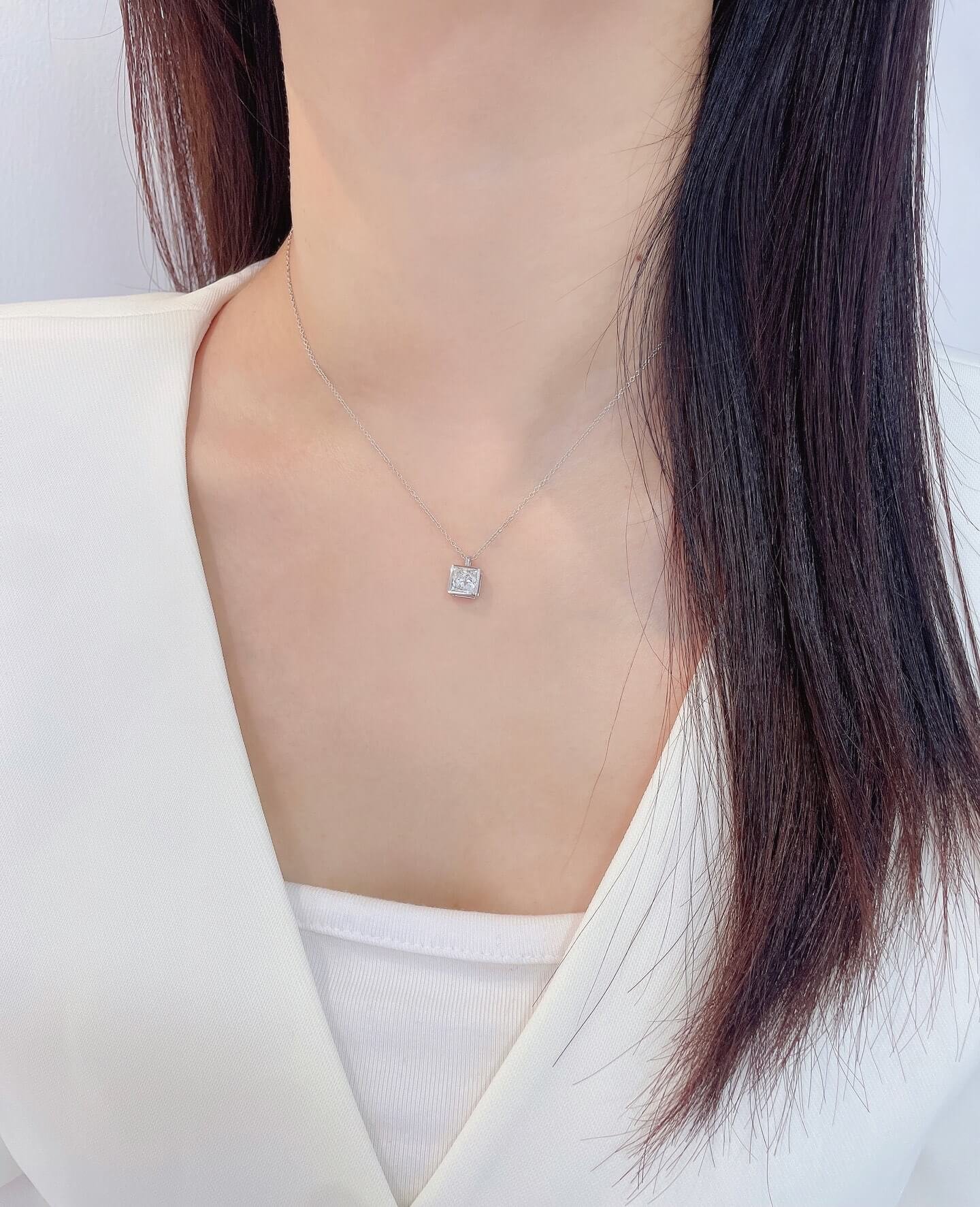 Bezel setting princess cut lab grown diamond pendant necklace