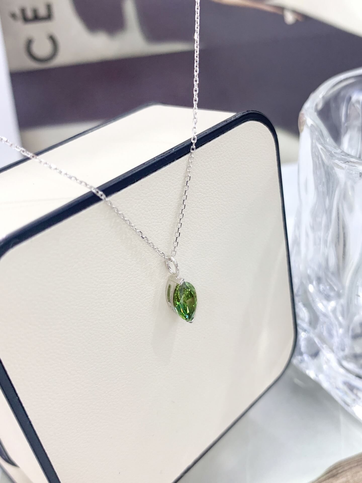 Marquise cut lab grown green diamond pendant necklace Marquise cut lab grown green diamond pendant necklace