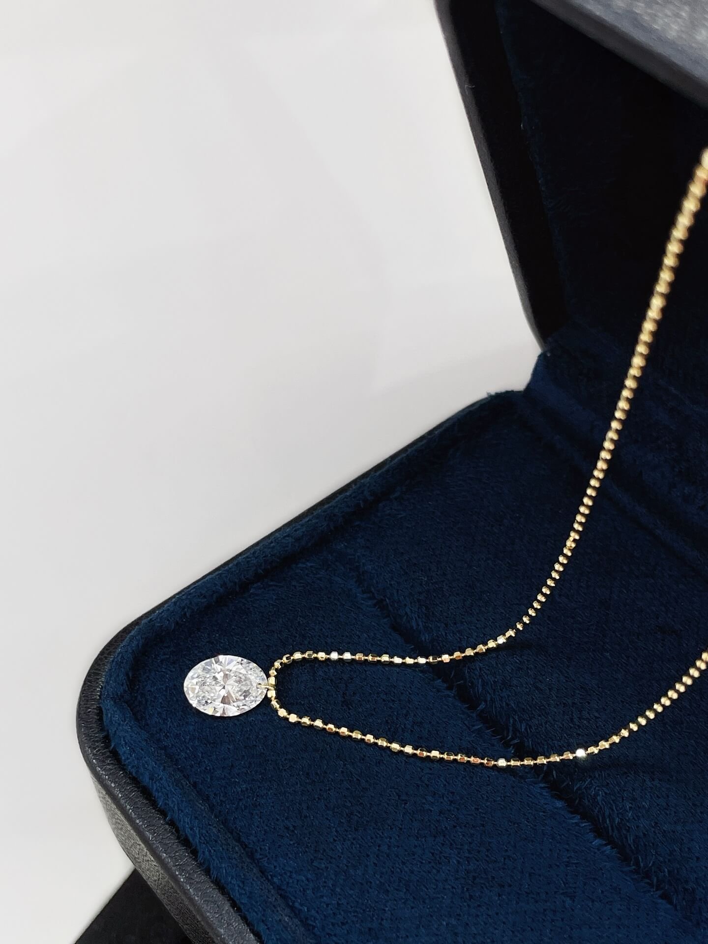 Oval cut lab grown diamond pendant necklace
