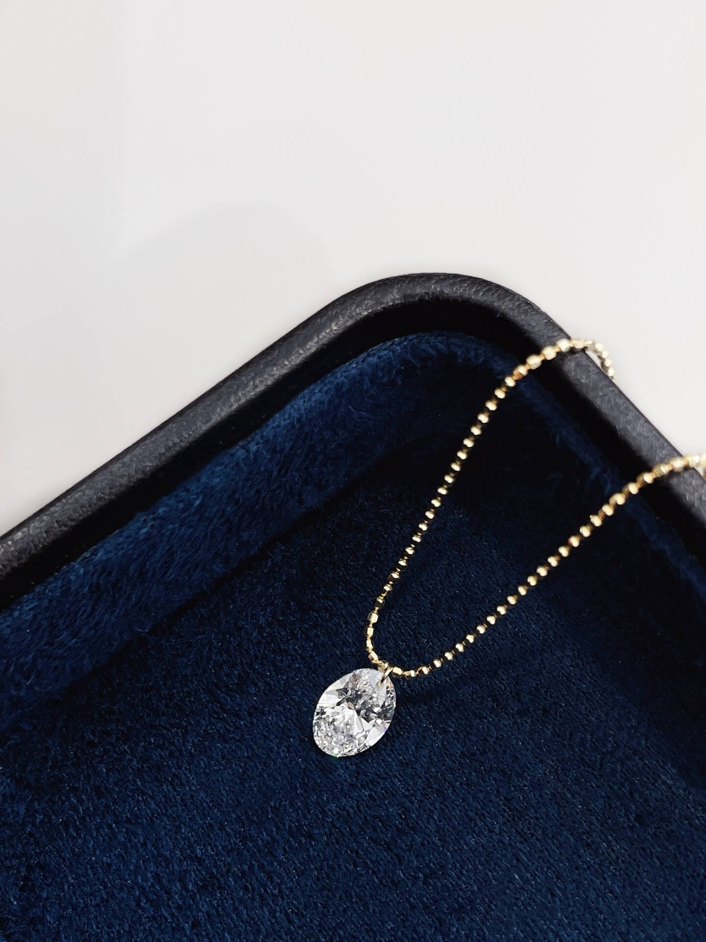 Oval cut lab grown diamond pendant necklace