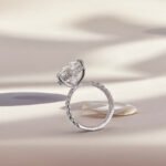 bague de fiançailles avec diamant de laboratoire taille poire