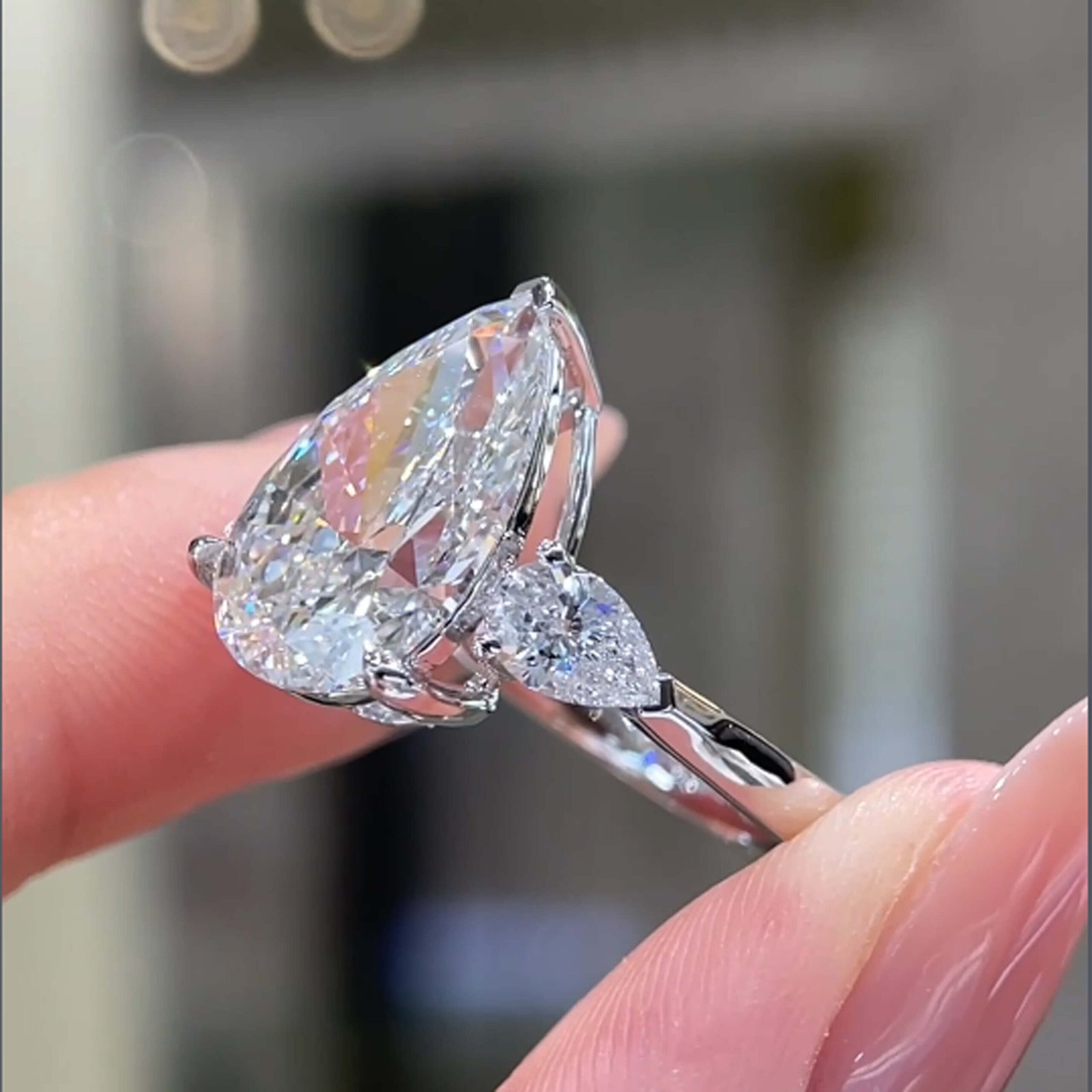Pear cut lab grown diamond three stones engagement ring Pear cut lab grown diamond three stones engagement ring