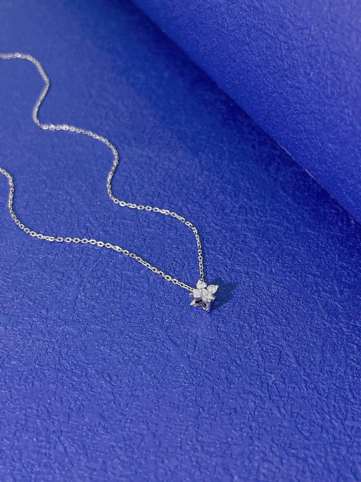 Round cut four-leaf clover lab grown diamond necklace