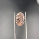 5.53ct oval cut fancy pink lab grown diamond 2 LG698555304 02