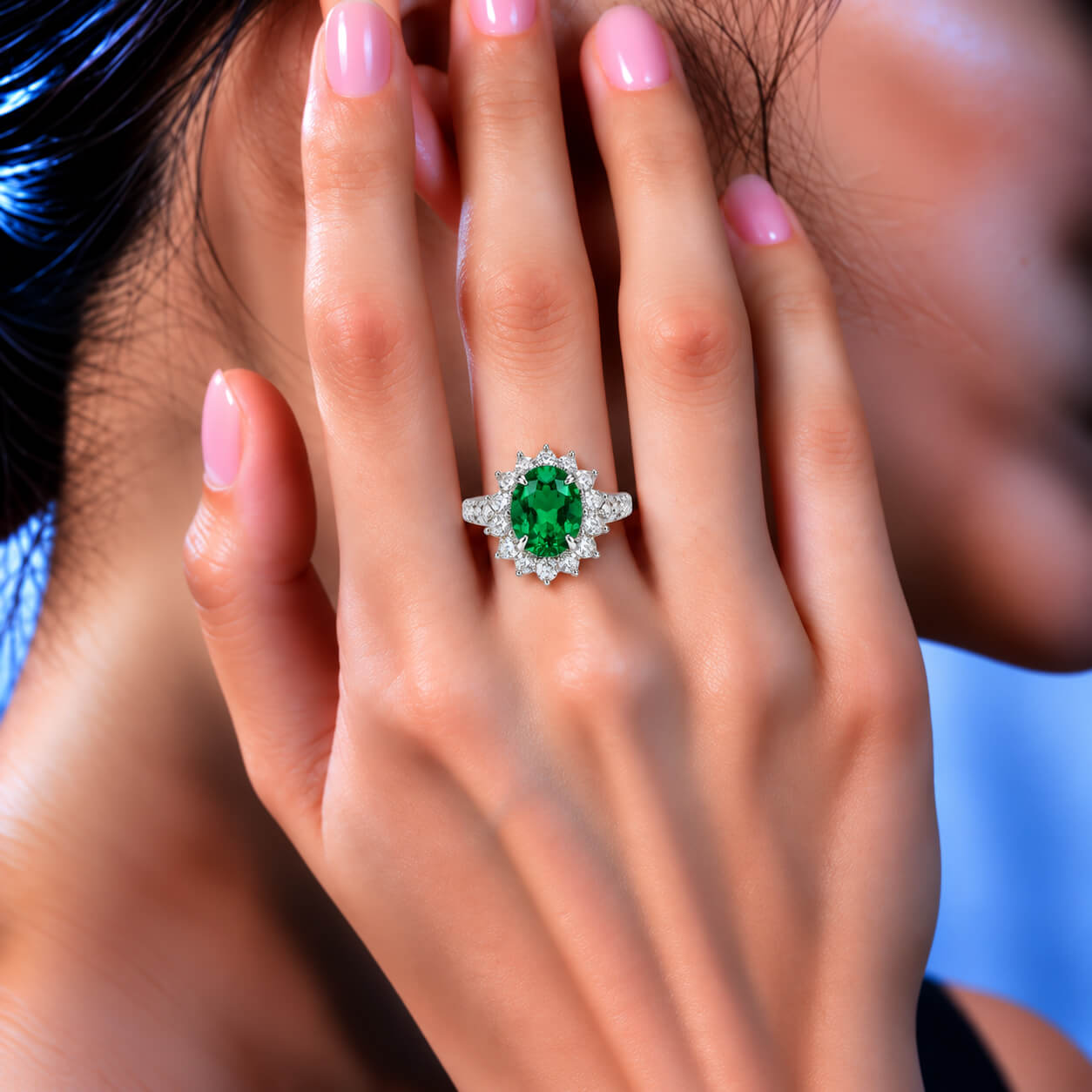 Halo setting oval cut lab grown emerald engagement ring 02 Halo setting oval cut lab grown emerald engagement ring 02