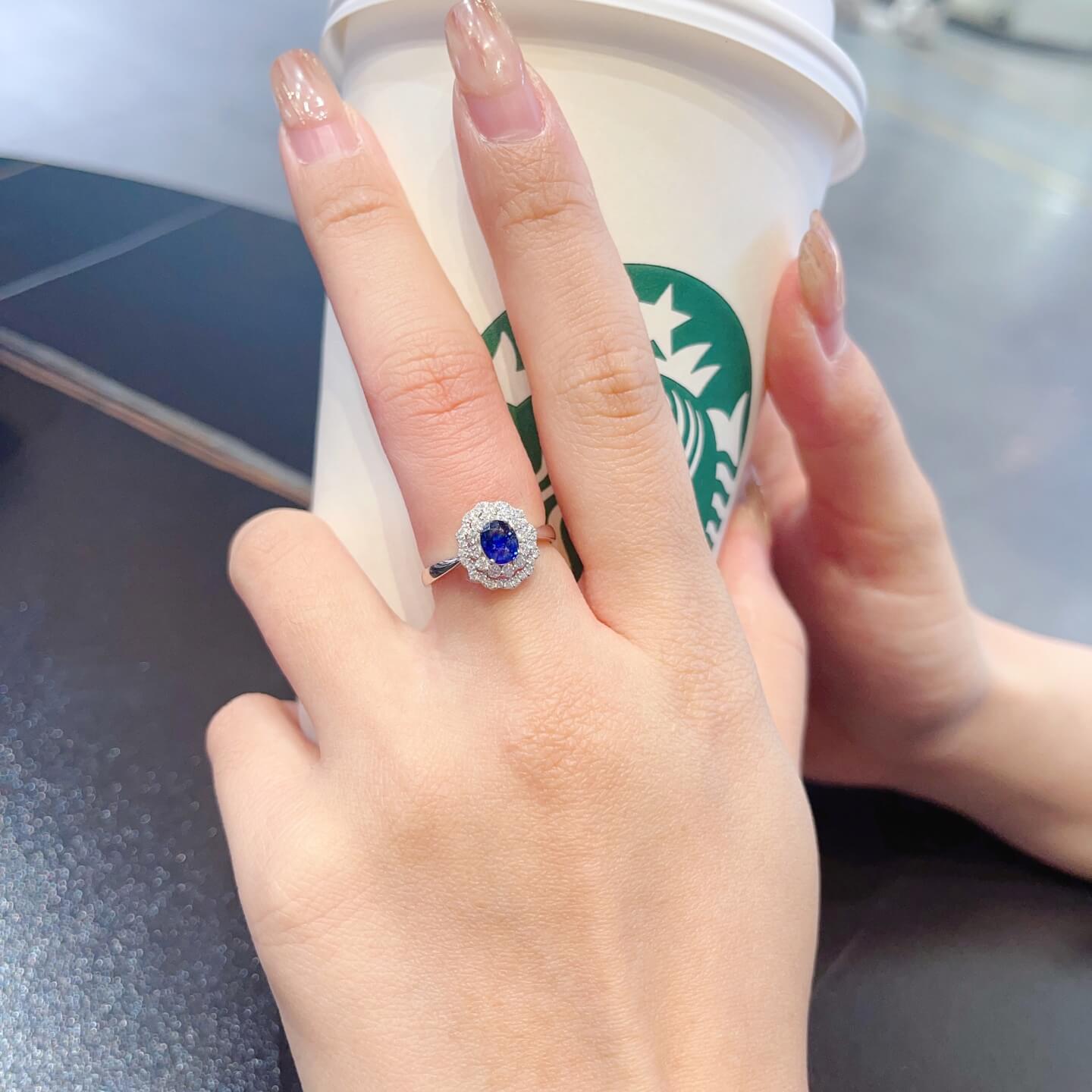 Halo setting oval cut lab grown sapphire engagement ring 03 Halo setting oval cut lab grown sapphire engagement ring 03