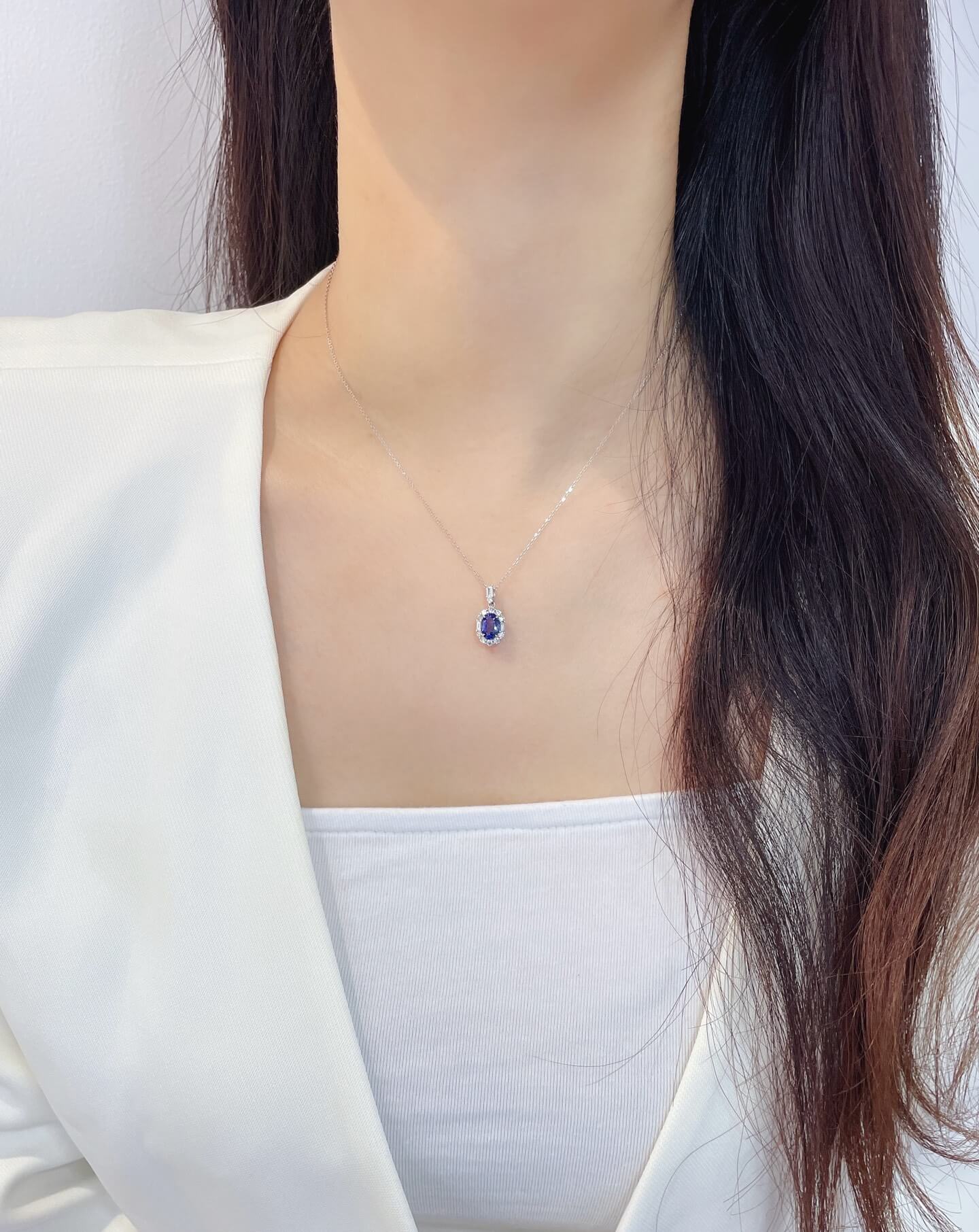 Halo setting oval cut lab grown sapphire pendant necklace 03 Halo setting oval cut lab grown sapphire pendant necklace 03