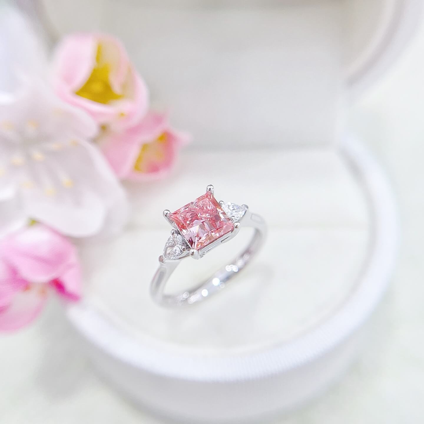 Princess cut lab grown pink diamond three stones engagement ring Princess cut lab grown pink diamond three stones engagement ring
